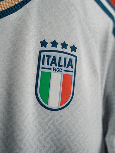 イタリア代表 アウェイギャラリーイメージ