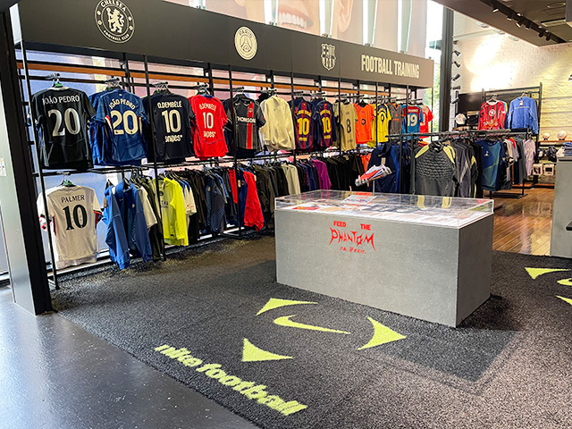 サッカーショップKAMO 原宿店 ＜東京都＞