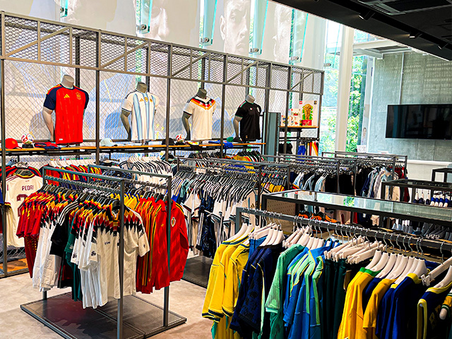 サッカーショップKAMO 原宿店 ＜東京都＞