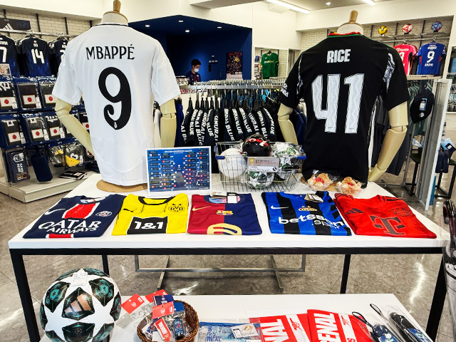サッカーショップKAMO 新宿店 ＜東京都＞