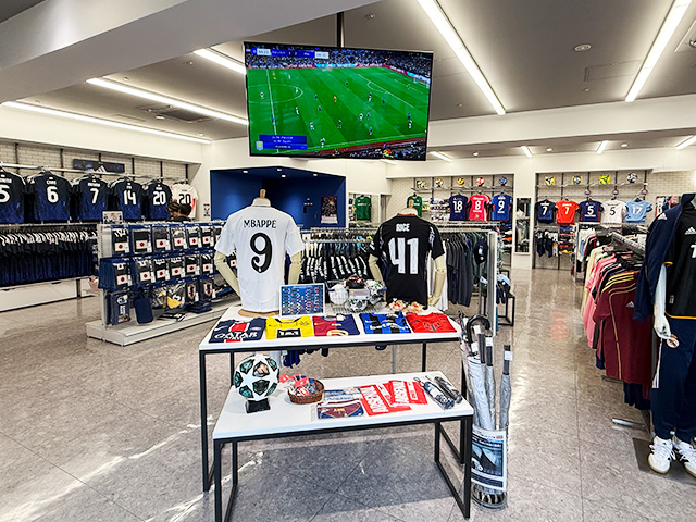サッカーショップKAMO 新宿店 ＜東京都＞