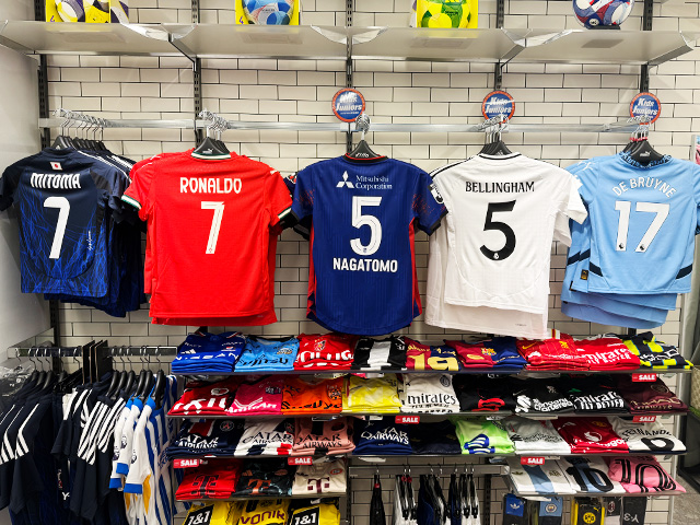 サッカーショップKAMO 新宿店 ＜東京都＞