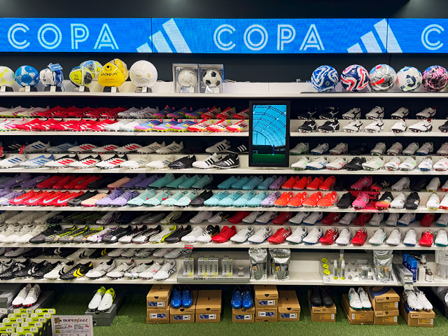 サッカーショップKAMO 新宿店 ＜東京都＞