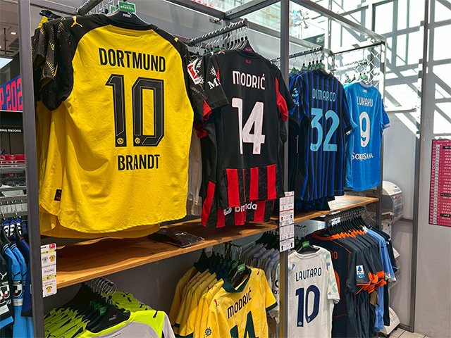 サッカーショップKAMO 梅田店 ＜大阪府＞