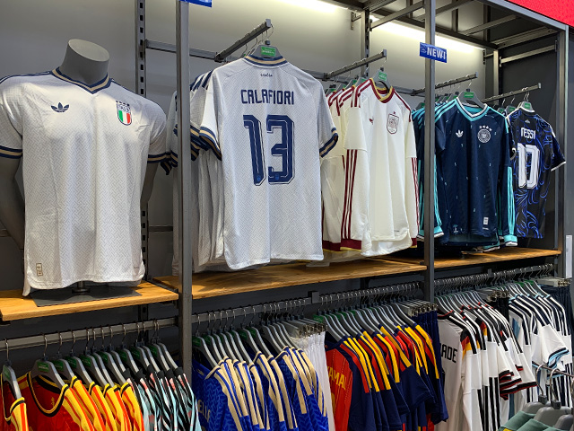 サッカーショップKAMO 梅田店 ＜大阪府＞