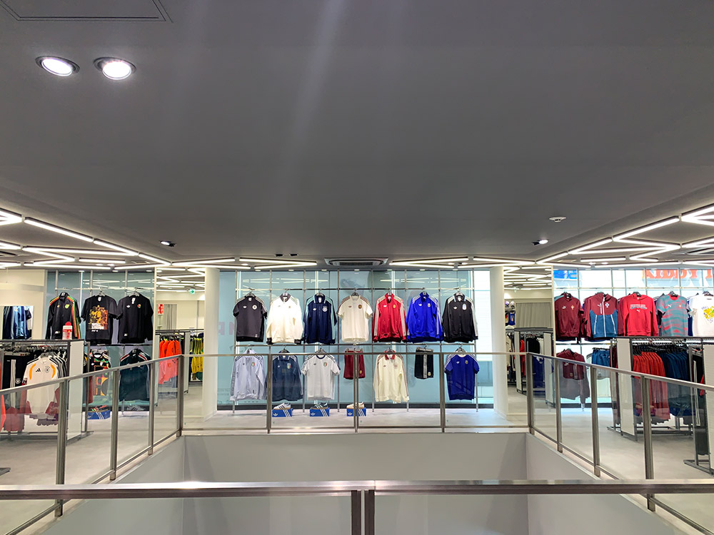 サッカーショップKAMO 梅田店 ＜大阪府＞