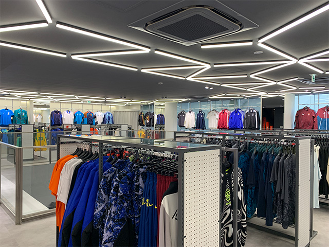 サッカーショップKAMO 梅田店 ＜大阪府＞