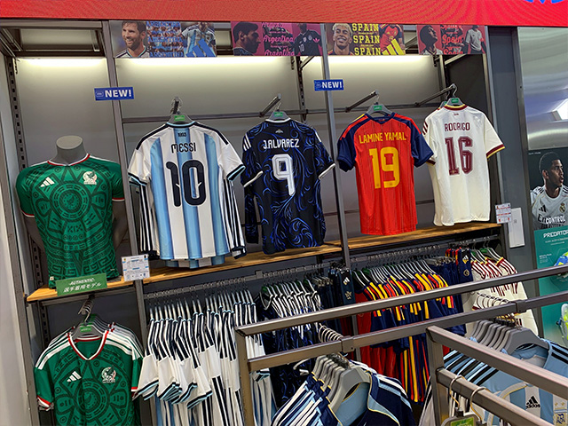 サッカーショップKAMO 梅田店 ＜大阪府＞