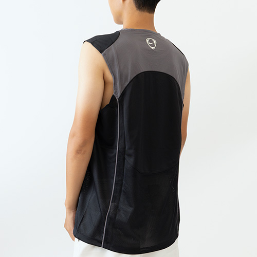 TOTAL 90 スリーブレストップ