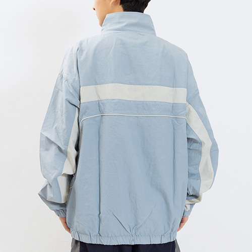 AWAY DAYS ナイロンウーブンジャケット