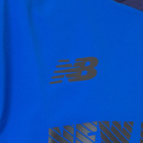 Black Out ストレッチウーブントップ