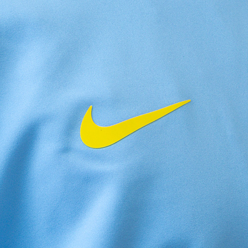 25-26 バルセロナ 4th ストライク アンセムジャケット