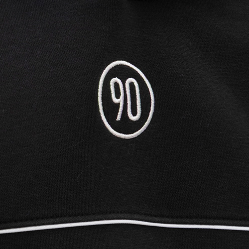 TOTAL 90 クラブ フーディ