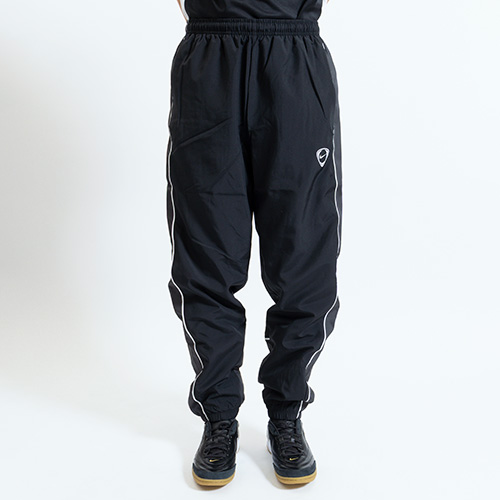 アカデミー+ パンツ