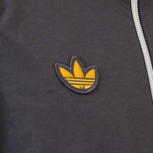 マンチェスター・ユナイテッド TERRACE ICON ハーフジップジャケット