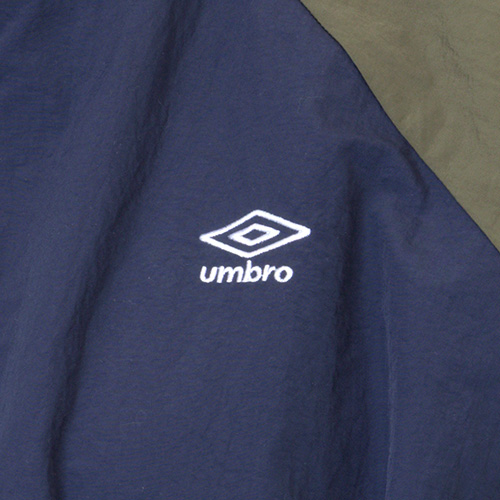 AWAY DAYS ナイロンウーブンジャケット