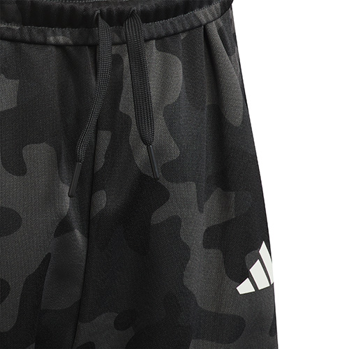 K MH camo AOP ショーツ