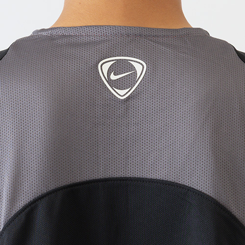 TOTAL 90 スリーブレストップ