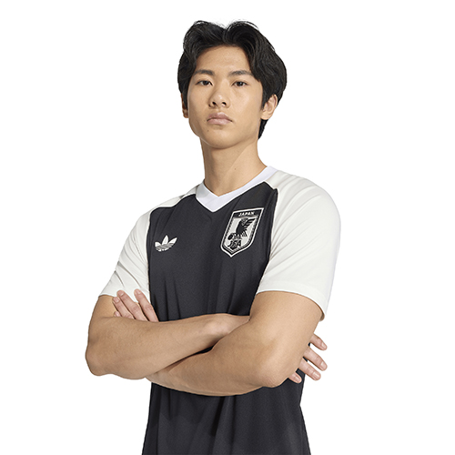 アディダス サッカー日本代表 2026 プレマッチ ジャージー