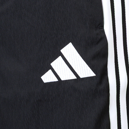 ドイツ代表 TIRO26 プレゼンテーションパンツ