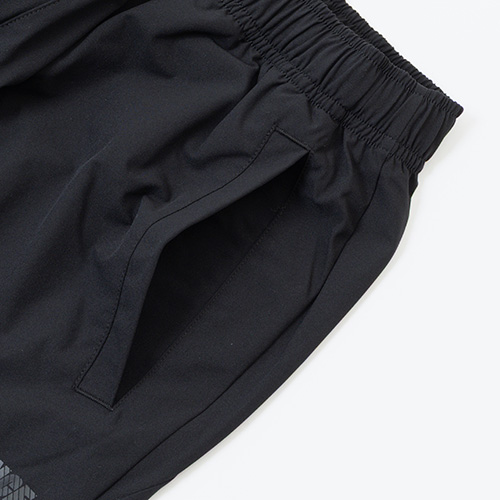 ジュニア Black Out ストレッチウーブンパンツ