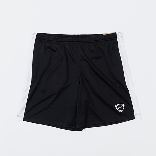 アカデミー+ ショートパンツ