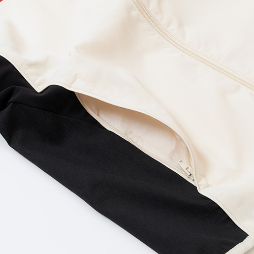 キッズ 25-26 リヴァプール プレゼンテーションジャケット