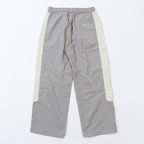 AWAY DAYS ナイロンウーブンロングパンツ