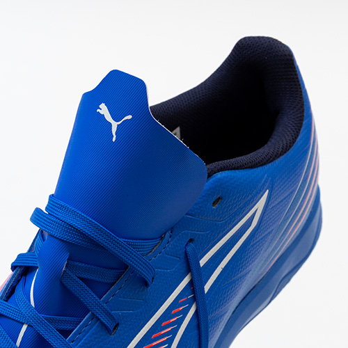 ウルトラ 6 プレイ TT