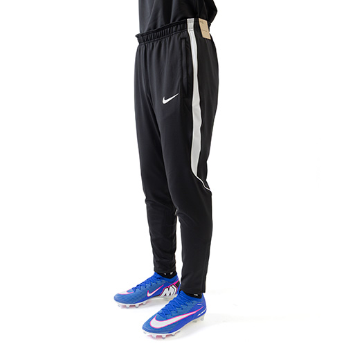 ストライク パンツ