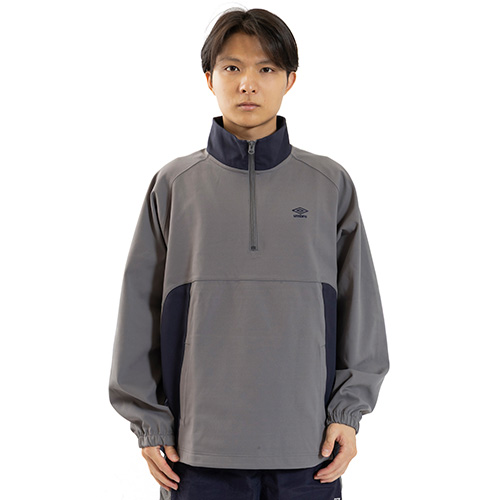 AWAY DAYS ハーフジップトップ