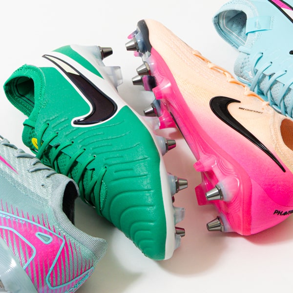 ナイキ スパイク”SGモデル”ほか普段は手に入らない特別販売商品