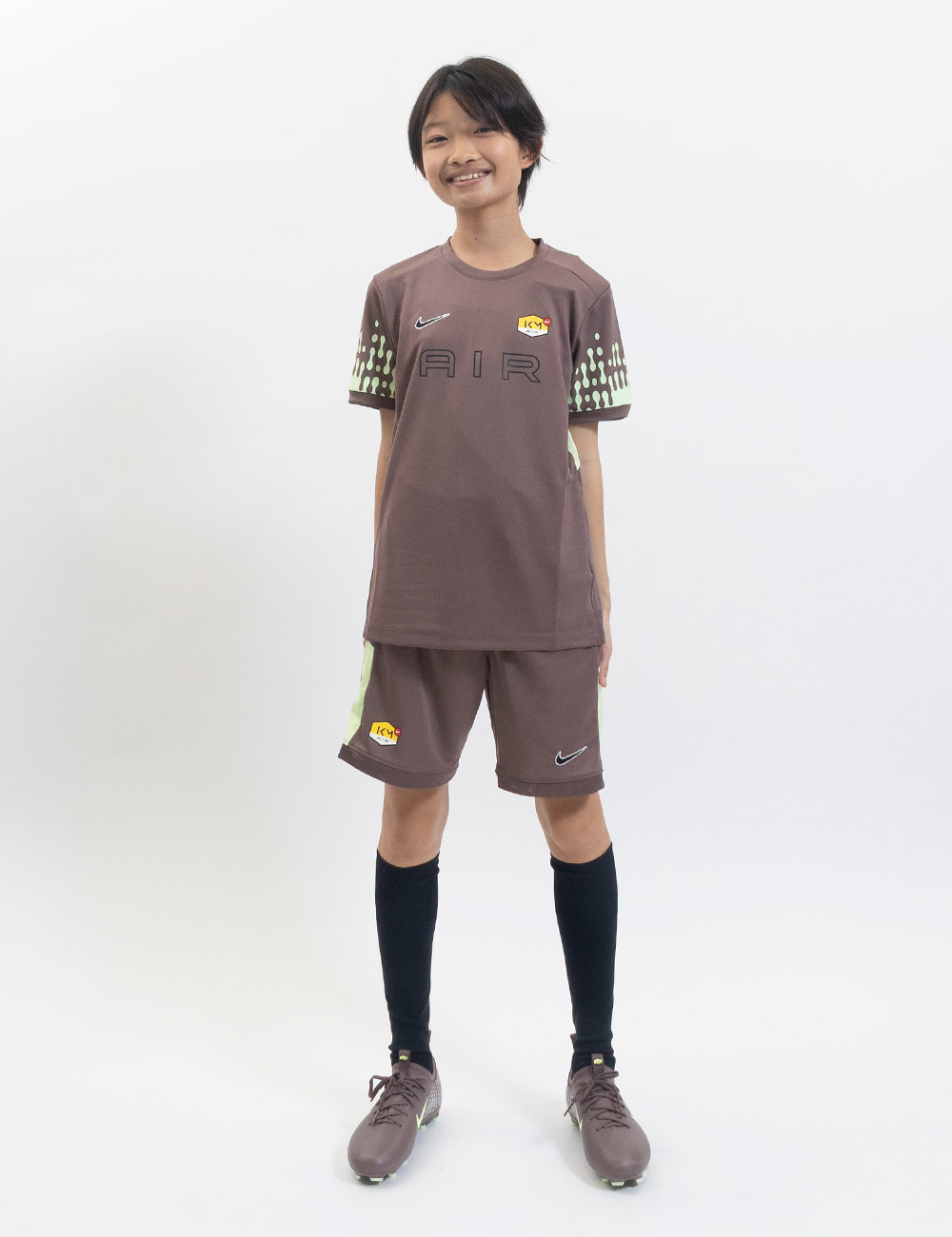 「オフピッチ ジャケット」主力商品