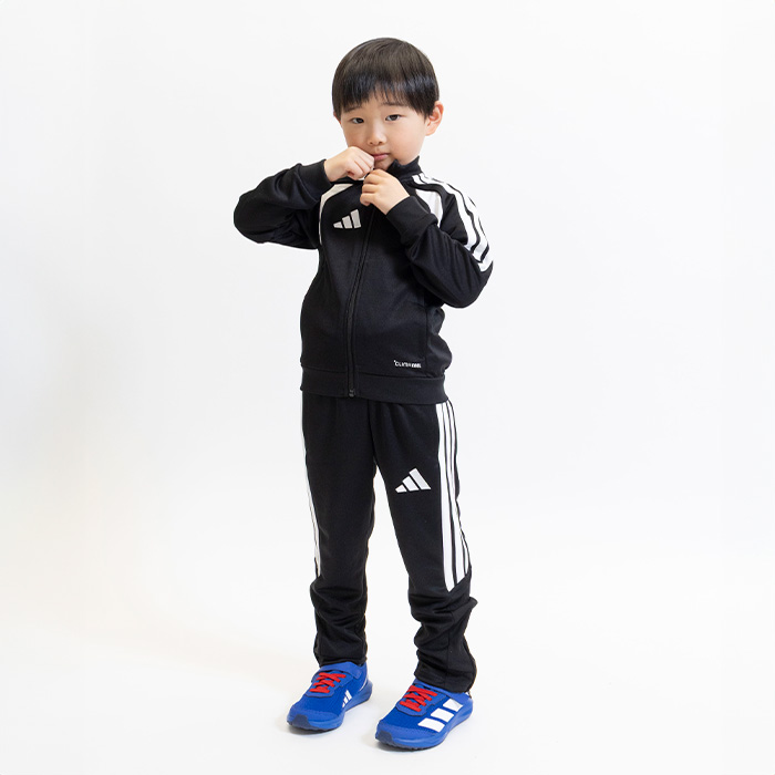 「オフピッチ ジャケット」主力商品