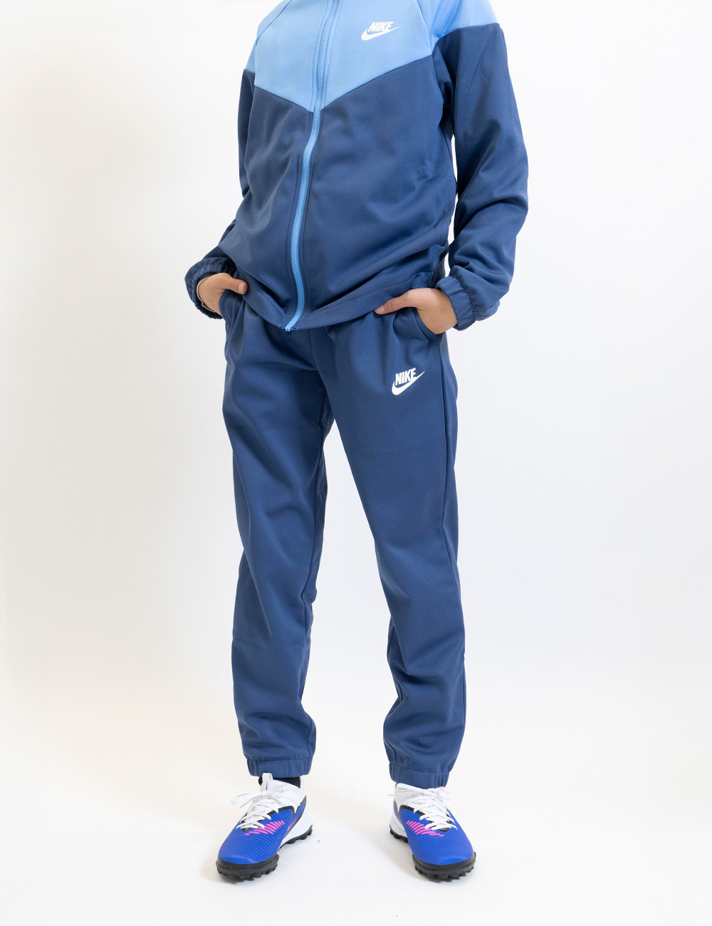 「オフピッチ ジャケット」主力商品