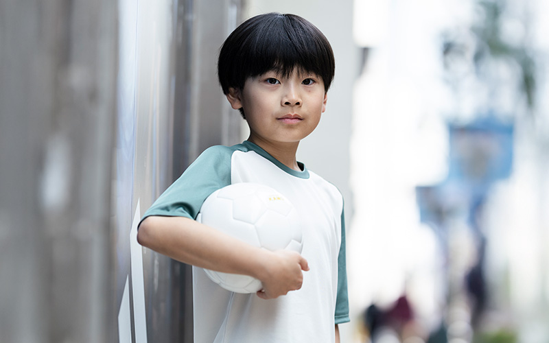 サッカーショップKAMO「春のキッズ向けサッカーウェア」STYLE02